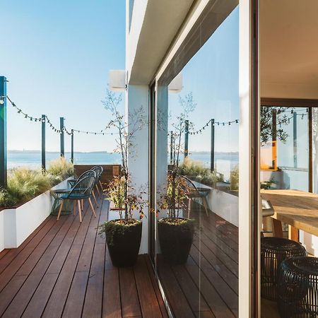The Salty Pelican Yoga & Surf Retreat Peniche Eksteriør billede